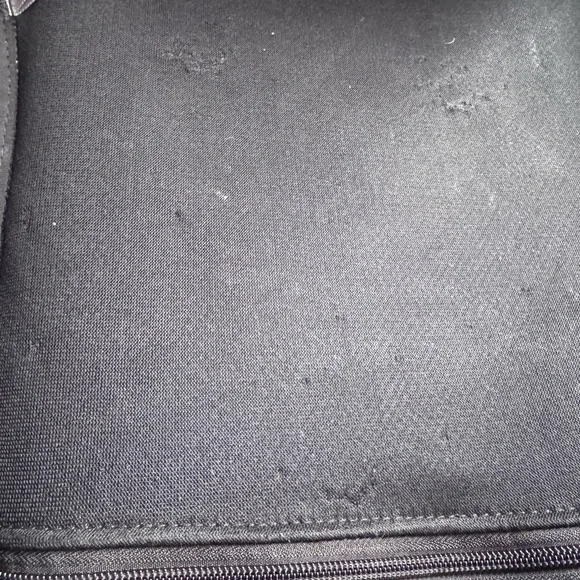 (EUC) Tom Bihn Synik 30 - Black Halcyon Exterior Island Halcyon Interior - Picture 5 of 6